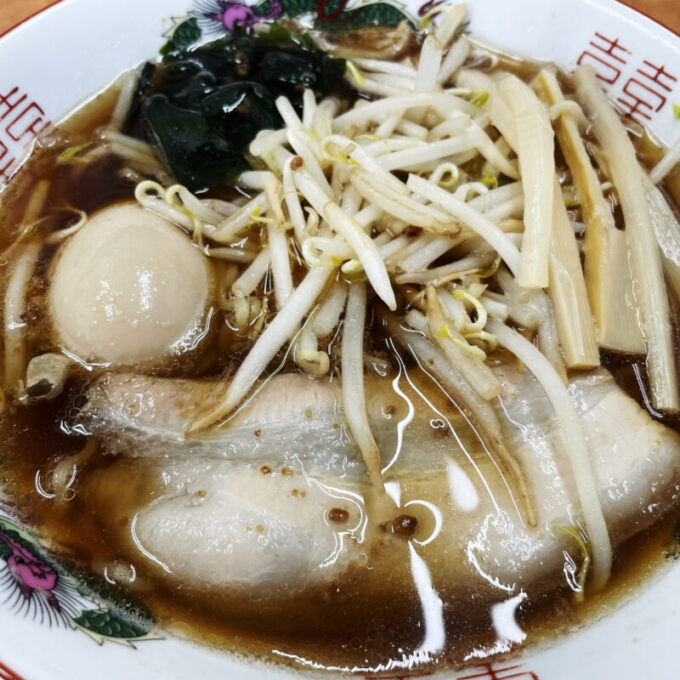 ラーメンショップ味丸｜農道に佇む唯一の老舗ラーメン店【盛岡市羽場】