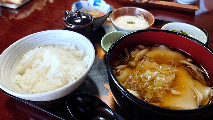 ひっつみ亭｜古民家で、懐かしい料理に舌鼓【盛岡市黒川】